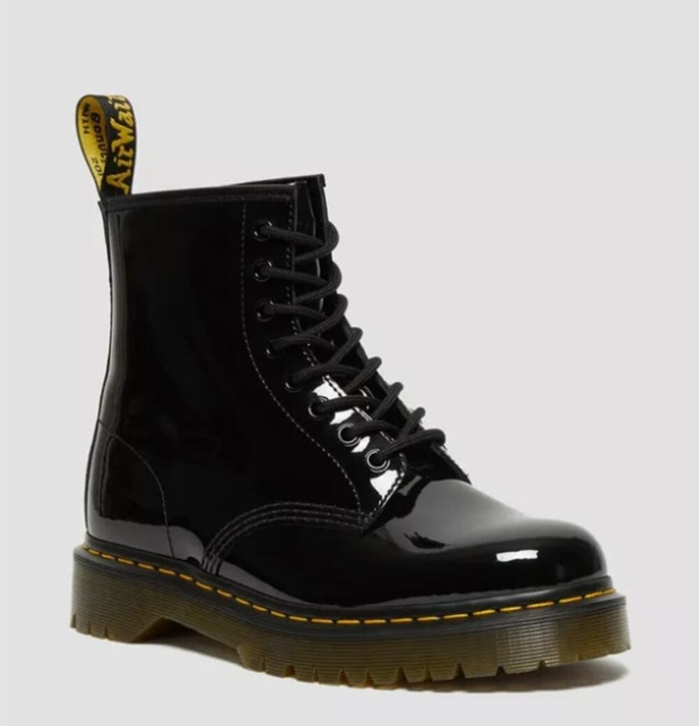 Dr. Martens Docs 1460 Bex Patent Leather Lace Up Women's Boots Size 7 NIB Iconic